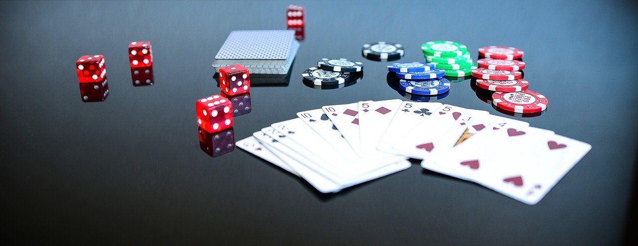 Online gambling poker real money